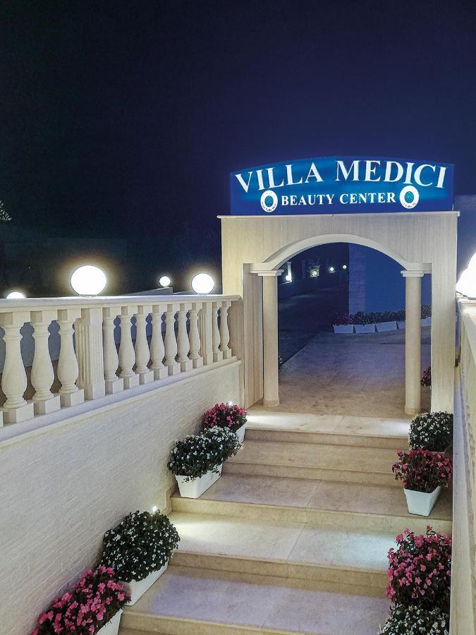 Hotel Villa Medici Rocca San Giovanni Exterior photo