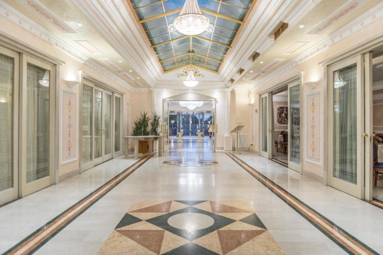 Hotel Villa Medici Rocca San Giovanni Exterior photo